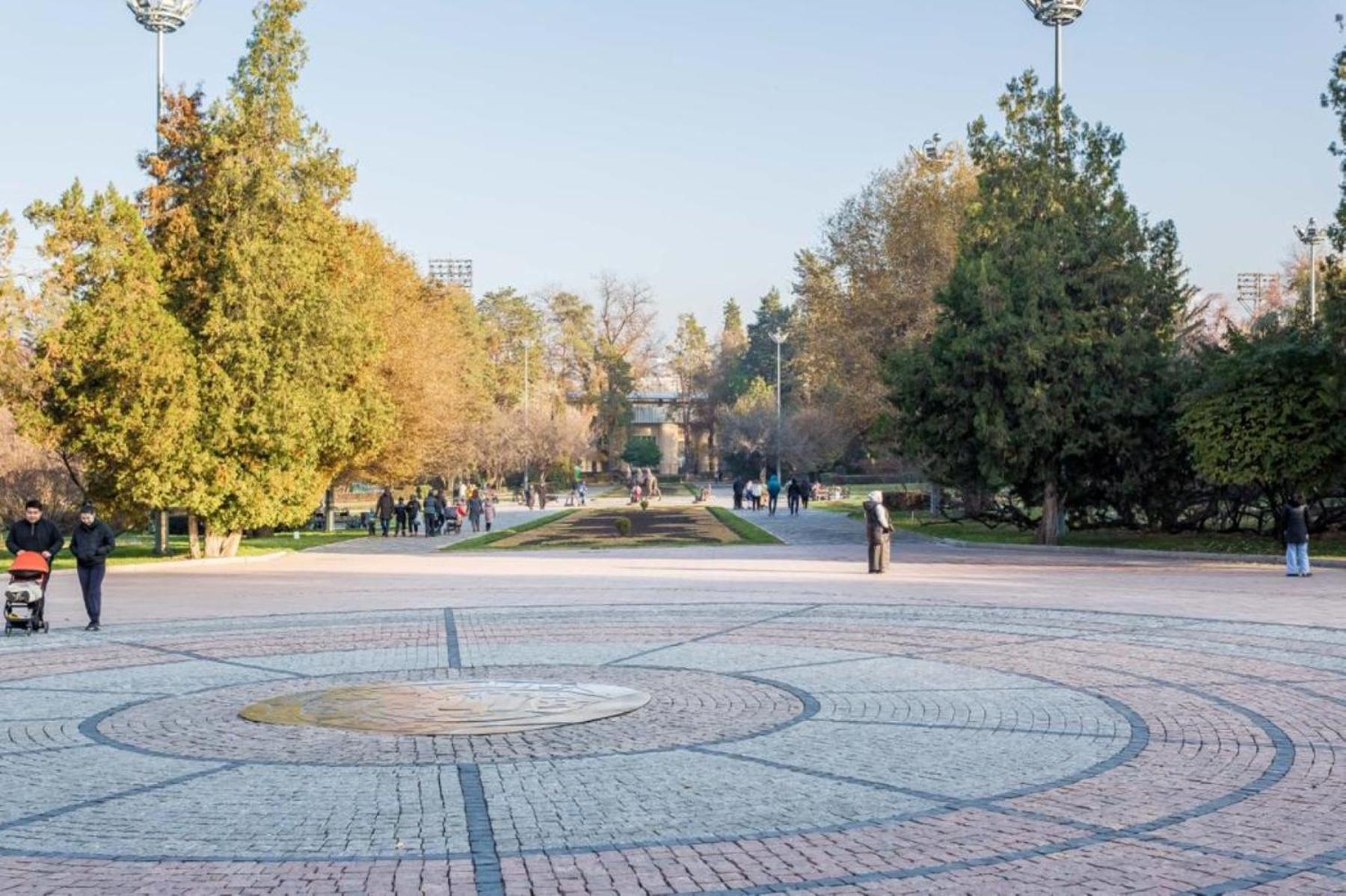 Свежая Студия В Центре Города Almaty Extérieur photo